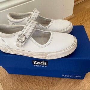 Ella Kids White Dress Shoes